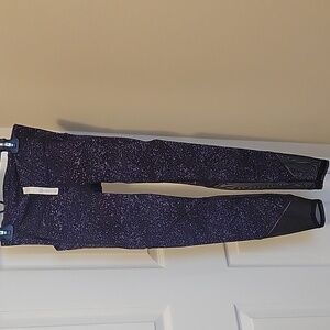 Lululemon Size 4 Gate Keeper 7/8